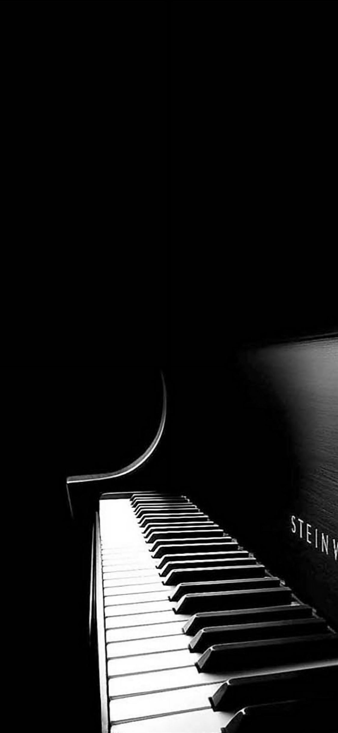 black piano iphone 11 pro